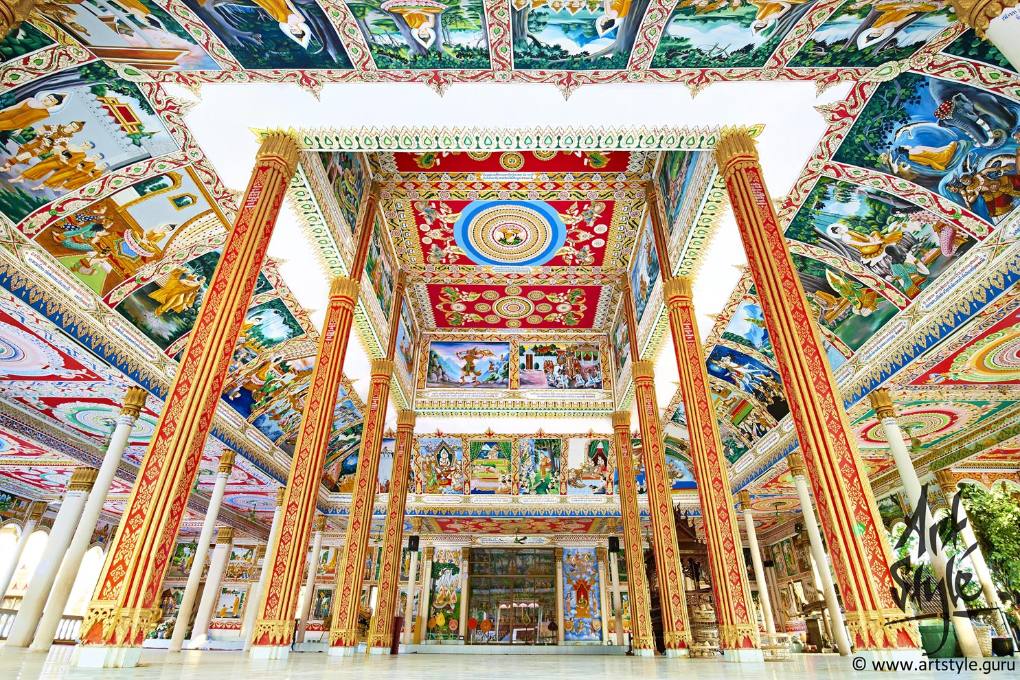Pavilion for rest, Wat That Luang Tai, Vientiane, Laos.