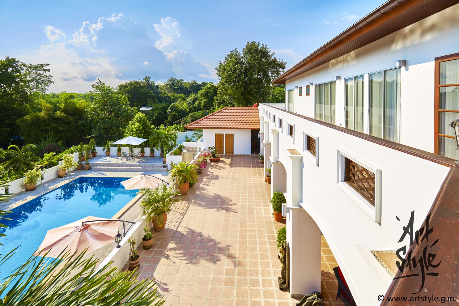 Example of exterior shooting (private villa)